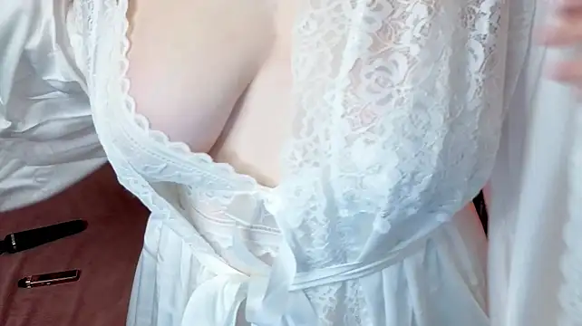 AngelaMoorre