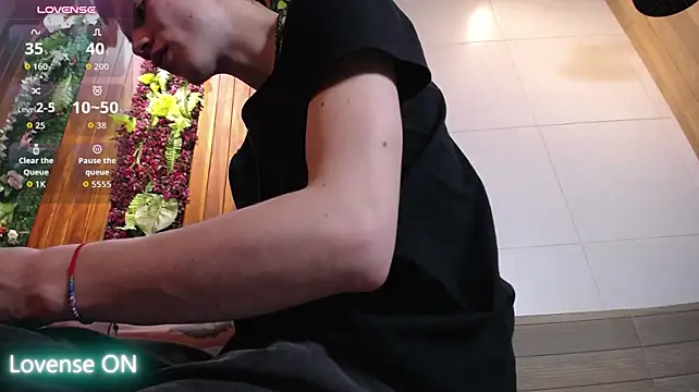 nicktorn