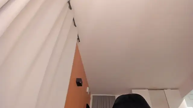 bigclittiee live cam on StripChat