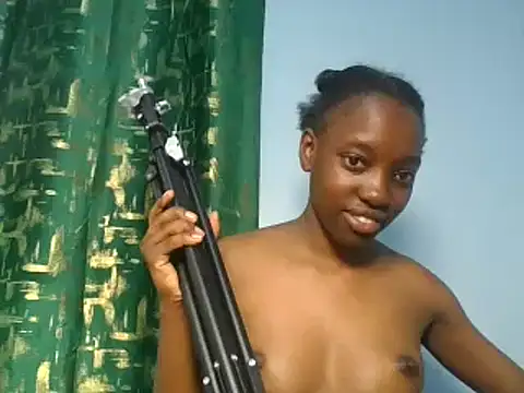 NubianBarbie2 live cam on StripChat