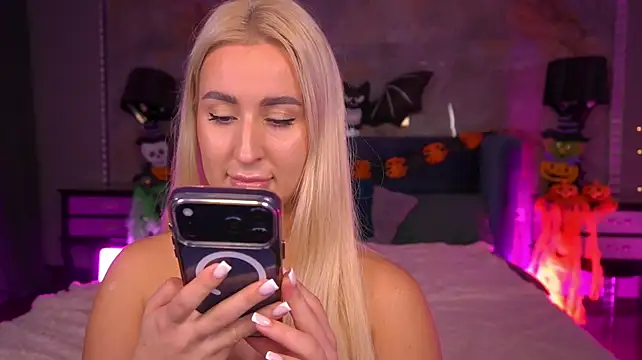 LiaBrazzerr live cam on StripChat