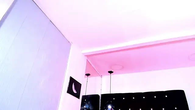 miss__yissell live cam on StripChat