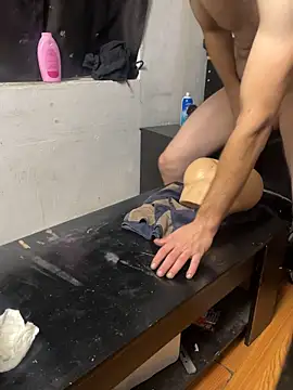 leanjamesdean live cam on StripChat