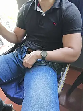 jacson_w8 live cam on StripChat