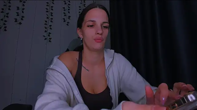 KarlaSim live cam on StripChat