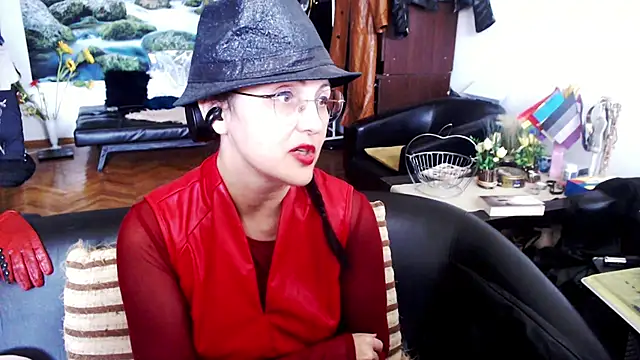 Imperatriza live cam on StripChat