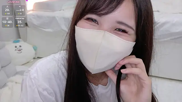 Nemu_chan_ live cam on StripChat