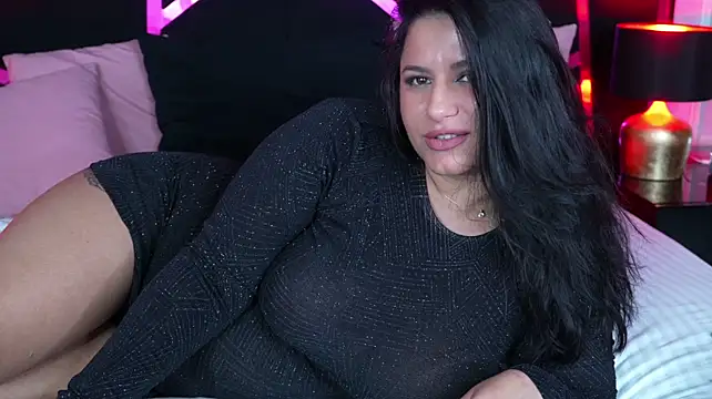 EssenaMonroe live cam on StripChat