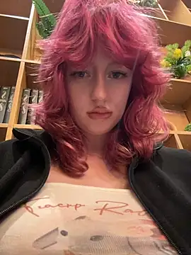 RonnieKiss live sex cam
