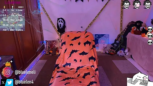bluelen live cam on StripChat