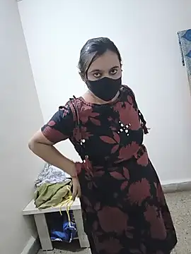 spasyQueen69 live cam on StripChat