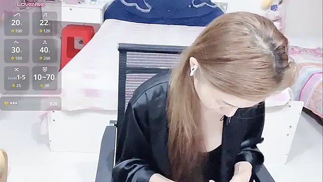 miaomiao-99 live cam on StripChat