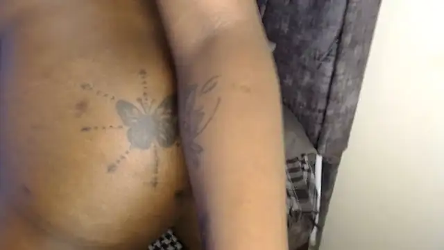 brownMilf live cam on StripChat