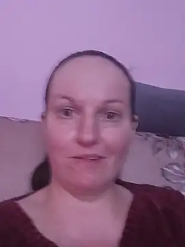 BustyLadyAlma live cam on StripChat