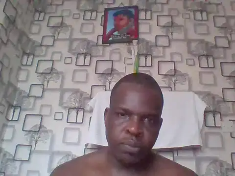 Chumba_001 live cam on StripChat