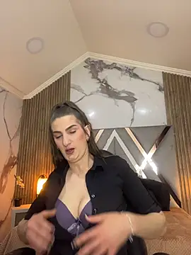 Dafne_castro_ live cam on StripChat