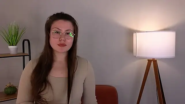 ItzelBolton live cam on StripChat