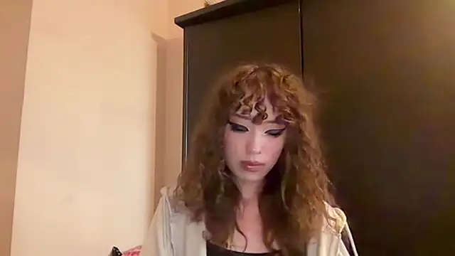 KamalaCoit live cam on StripChat