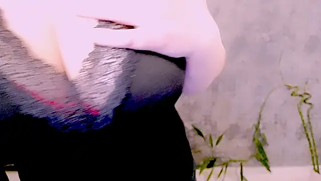 Djullia live cam on StripChat