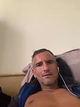 mika13113 webcam
