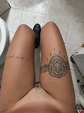 Thegirlofthemirror
