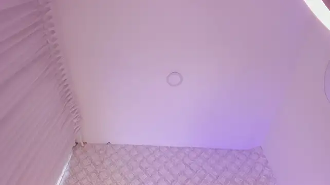 zoejenner_ live cam on StripChat