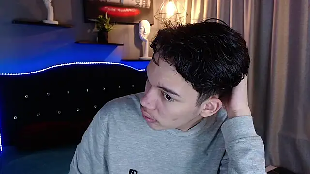 haku_nayro live sex cam