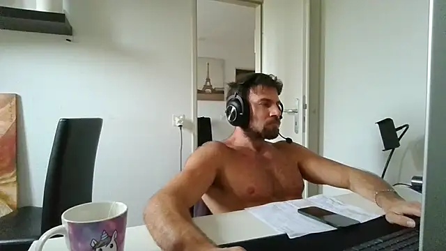 alpha-hunk