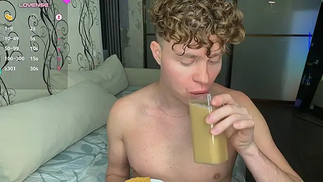 holy_eggs_02