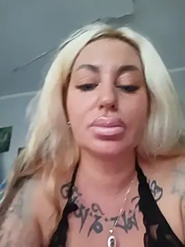 MiaMooly webcam