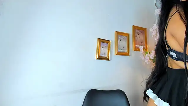 SamaelAndLilitt live cam on StripChat