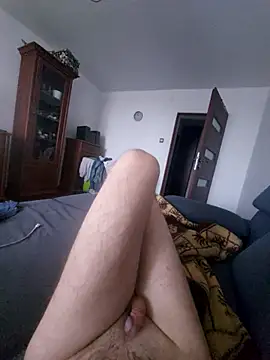 dawid880608 live cam on StripChat