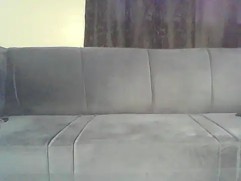 Honey_Baybee live cam on StripChat