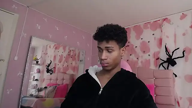 Santy_bigcock_01