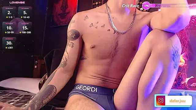 Godly_huan live cam on StripChat