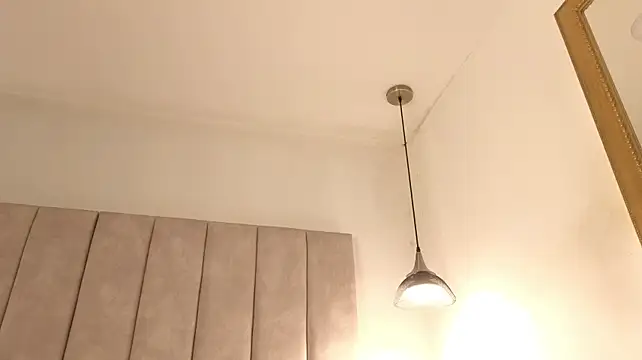 モデル: Nioki_