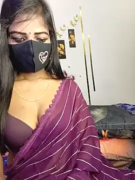 Misss-julli live cam on StripChat