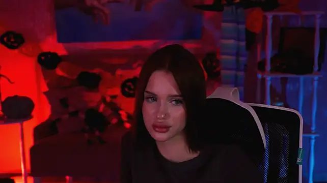 AngelaHolmes