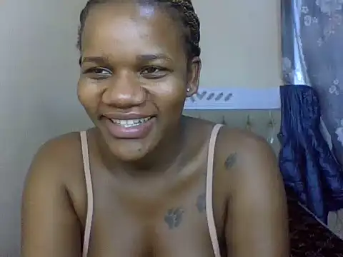 Lucky_aura01 live cam on StripChat