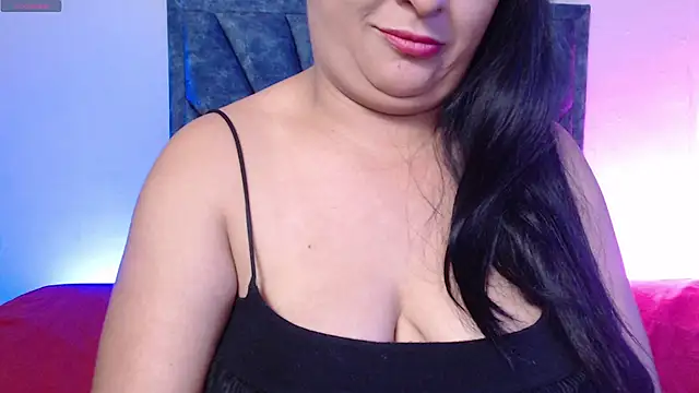 AliciaReby live cam on StripChat