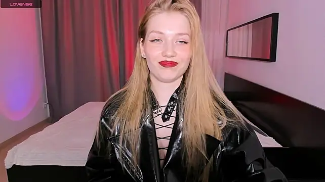 DakotaMabs live cam on StripChat