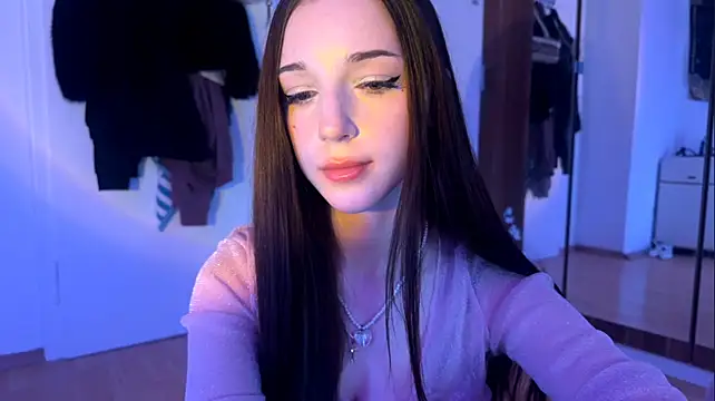 AntoninaErtle live cam on StripChat