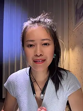 lingling8888 live cam on StripChat
