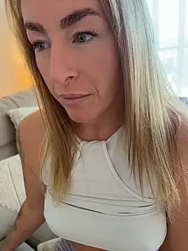 Webcam en directo de la chica ChristinaSiemone