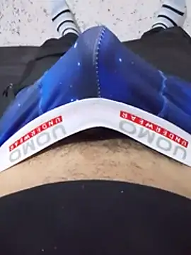 Smaiaz live cam on StripChat
