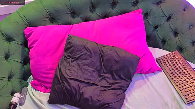ELLIEPARKER_CR