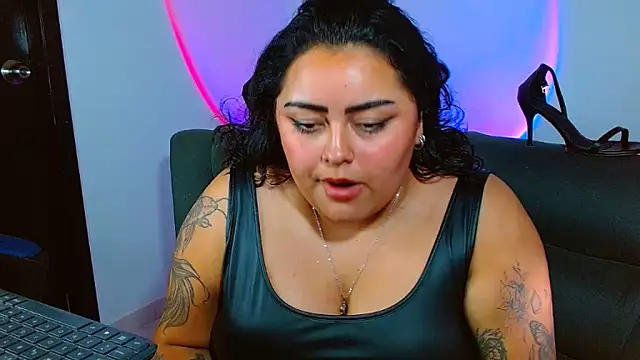 moonsunflower_ live cam on StripChat