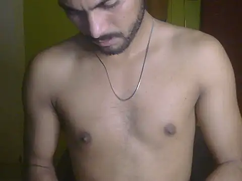 Stubborndesiboy live cam on StripChat