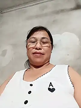 Cum_wet1 live cam on StripChat