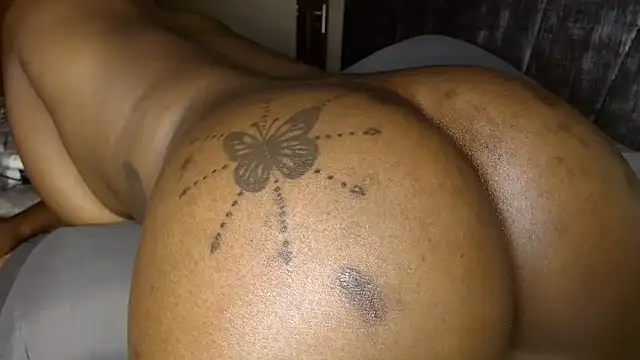 brownmilf (F young) - finger pussy🥵💦💦